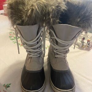 Sorel Joan of Arc: black and Cream Fur-Trimmed Boots